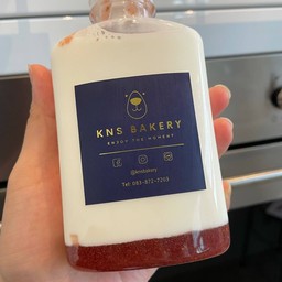 STRAWBERRY FRESH MILK