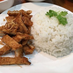 หมูยอทอดกระเทียม