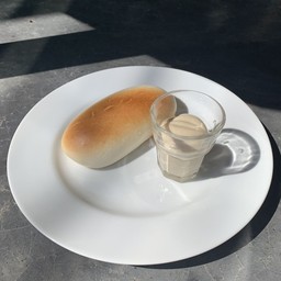 หมั่นโถวอบซอสทรัฟเฟิลมาโย-Mantou(饅頭)with Truffle Mayo Sauce