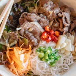 Bun Xao Bo ขนมจีนหน้าเนื้อไซ่ง่อน