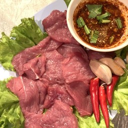 ซอยจุ๊เนื้อสด