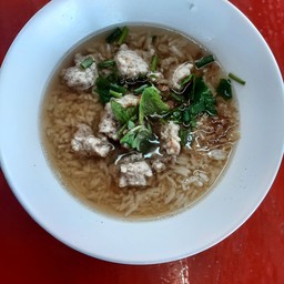 ข้าวต้มหมูสับ
