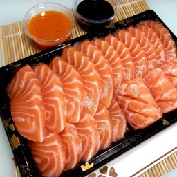 แซลมอนซาซิมิ 500กรัม (40 ชิ้น)