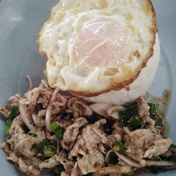 ข้าวยำหมูแซบ