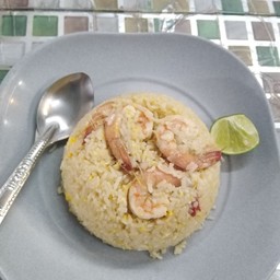 ข้าวผัด  กุ้ง, หมึก, ทะเล,, ไก่กรอบ, เบคอน, ไข่เยี่ยวม้า