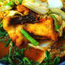 แกงส้มปลาช่อนผักรวม(ชิ้น)