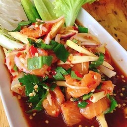 ยำแซลมอน