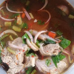 ต้มแซ่บหมู