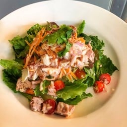 สลัดยำทูน่า