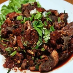 ลาบ-ส้าหน้าเซ(สนามบินเก่า)