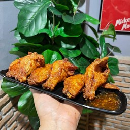 ปีกไก่ทอด (6 ชิ้น)