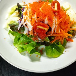 สลัดปูอัด+ไข่กุ้ง