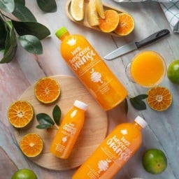 นำ้ส้มคั้นสด Juicing Session สาขา ศูนย์การค้าสัมมากรเพลส ราชพฤกษ์ สัมมากร