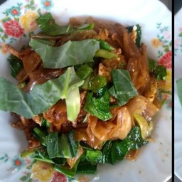 ผัดซีอิ๋วหมู