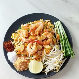 ผัดไทยเต้าหู้ปลา