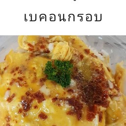 ข้าวหน้าไข่ข้นเบคอน