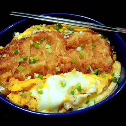 ข้าวหน้าไก่ทอด