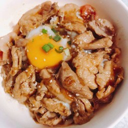 ข้าวหน้าหมูเทอริยากิ