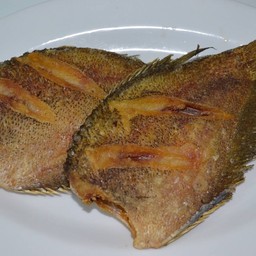 ปลาสลิดทอด1ตัว.