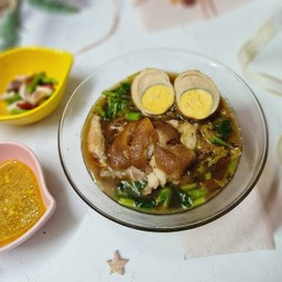 ขาหมูคีโต (เนื้อหนัง)