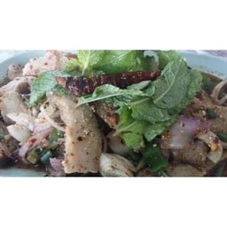 ตกคอหมูย่าง