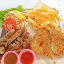 สเต็กสันคอหมู+สเต็กปลาทอด+เฟรนฟรายซีส