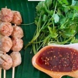 ลูกชิ้นปิ้งนายตรี-หน้าพีมาร์ท