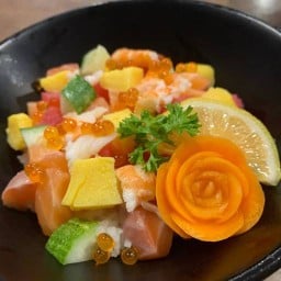 ซูชิมั้ยลาดพร้าว64 สามเสนนอก