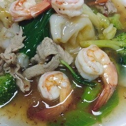 ราดหน้าทะเล