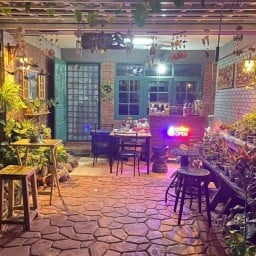TreeHome Cafe'กาแฟสด-น้ำผลไม้ปั่น