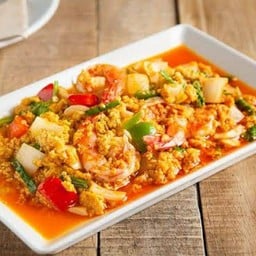 ปลาหมึกกุ้งผัดผงกะหรี่