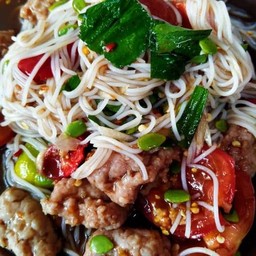 ตำซั่วหมูเด้ง