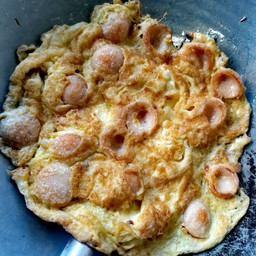 ไข่เจียวไส้กรอกชีส