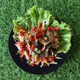 ยำไข่เยี่ยวม้า