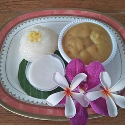 ข้าวเหนียวมะม่วงแม่อารีย์