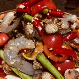 ส้มตำอินเตอร์ 9