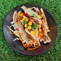 ยำซุปเปอร์ขาไก่