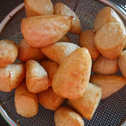 ลูกชิ้นปลาเยาวราช