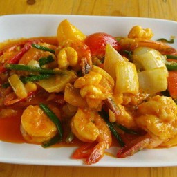 ข้าวราดกุ้งผัดไข่เค็ม