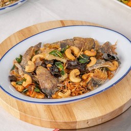 ปลาสลิดสมุนไพร