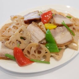 ผัดรากบัวสไตล์ฮ่องกง เจ