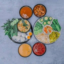 ขนมจีนปักษ์ใต้ ศาลาต้นจันทร์ (อรุณอัมรินทร์)