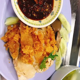 ข้าวมันไห่หนานไก่ทอด
