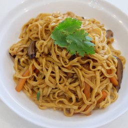 ผัดหมี่อีฟู เจ