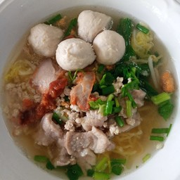 ก๋วยเตี๋ยวหมู