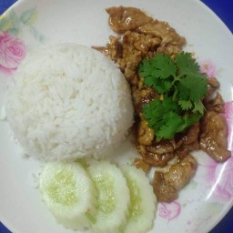 ร้านก๋วยเตี๋ยวเรืออยุธยา ป้าระ เจ้าเก่า