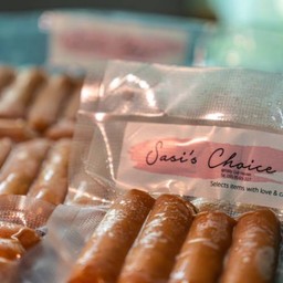 ไส้กรอกหมู 4 ชิ้น สุญญากาศ