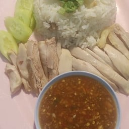 ข้าวมันไก่ต้ม พิเศษ70
