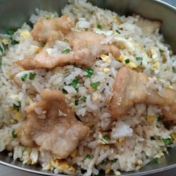 ข้าวผัดหมูทอด