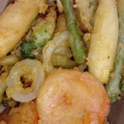 ผักรวมชุบแป้งทอด